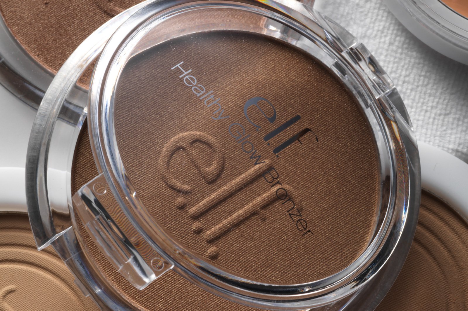 Cosmetic product before Retouching