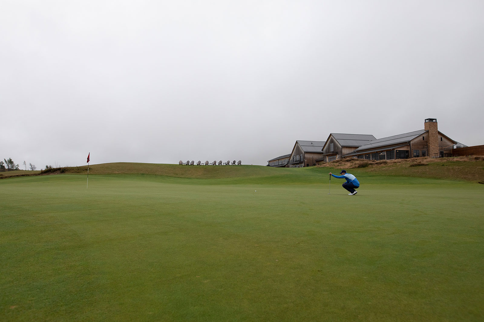 lifestyle photography retouching on golf course - before retouching