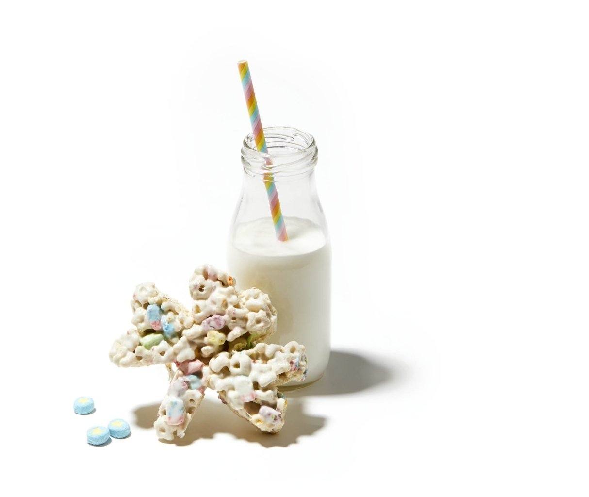 Milk and lucky charms treats
